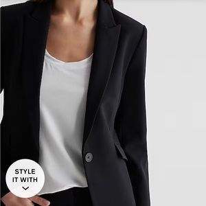 Express One Button 24" Blazer. Black. Size 2